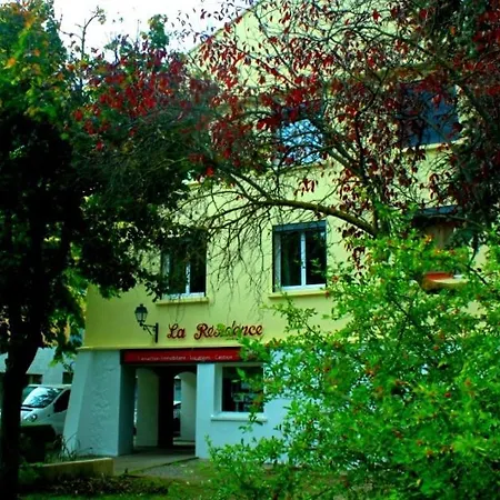 La - N° 02 - T2 Classe** Apartment